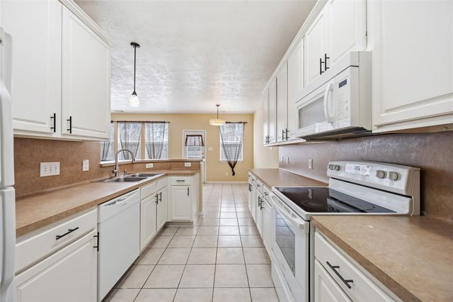 2939 Hackamore Hollow Lane, Houston, TX 77014