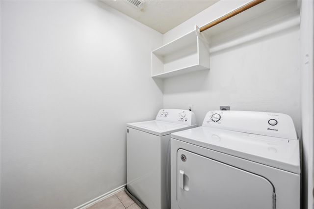 2939 Hackamore Hollow Lane, Houston, TX 77014