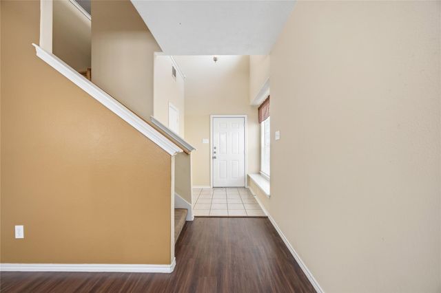 2939 Hackamore Hollow Lane, Houston, TX 77014