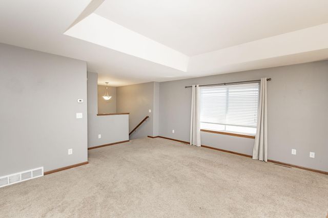 4017 9th Street S, Moorhead, MN 56560