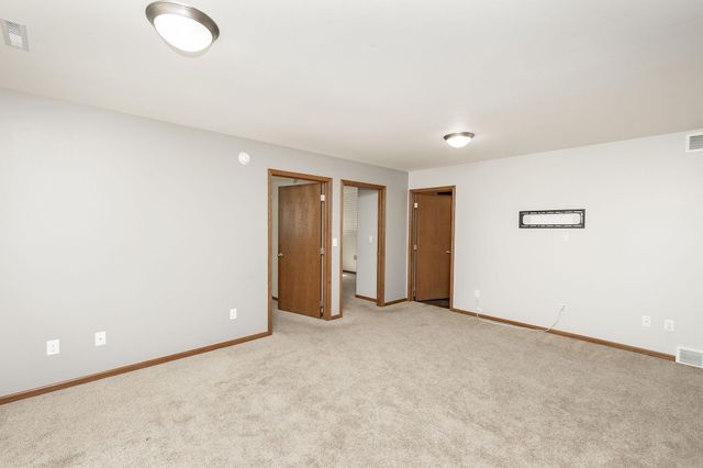 4017 9th Street S, Moorhead, MN 56560