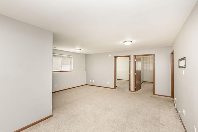 4017 9th Street S, Moorhead, MN 56560
