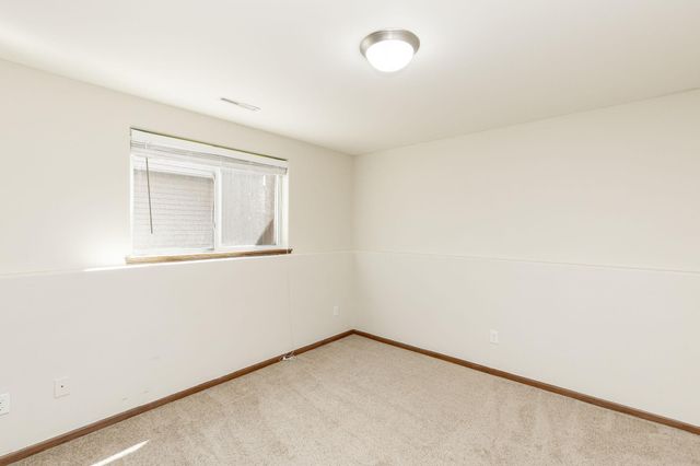 4017 9th Street S, Moorhead, MN 56560