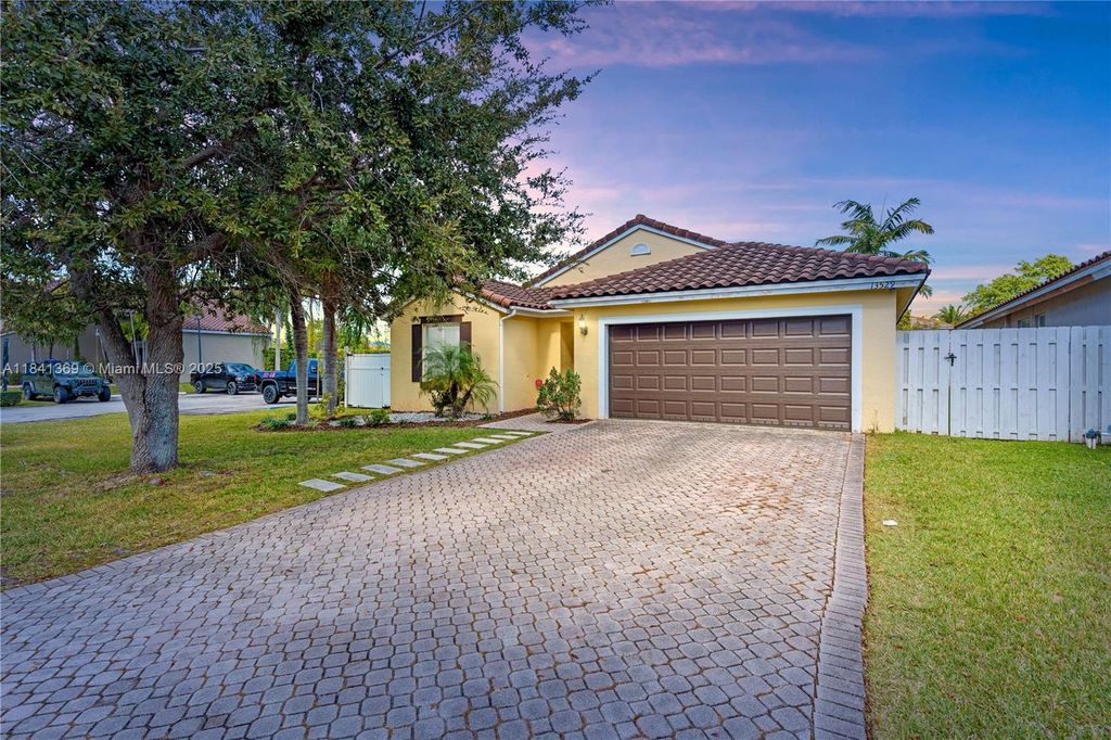 13529 SW 144th Ter, Miami, FL 33186