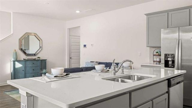 5 Woodbrook Trail, Newnan, GA 30265