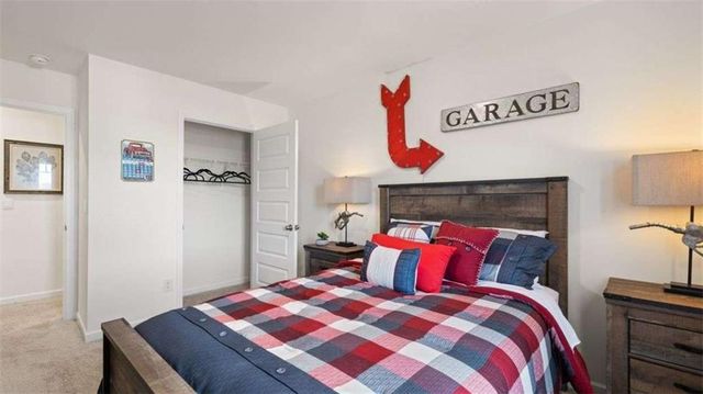 5 Woodbrook Trail, Newnan, GA 30265