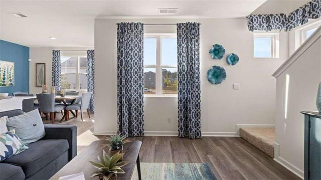 5 Woodbrook Trail, Newnan, GA 30265