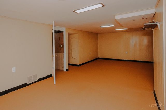 570 Harrison Avenue, Hamilton, OH 45013