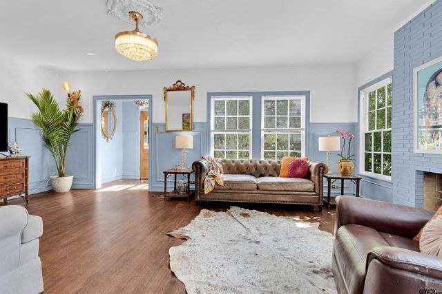 212 Smith Street, Henderson, TX 75654