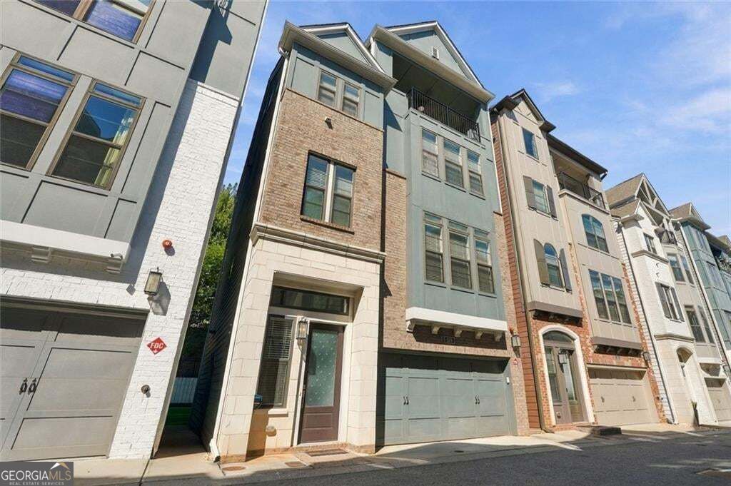 579 Broadview Place NE, Atlanta, GA 30324 — photo 2