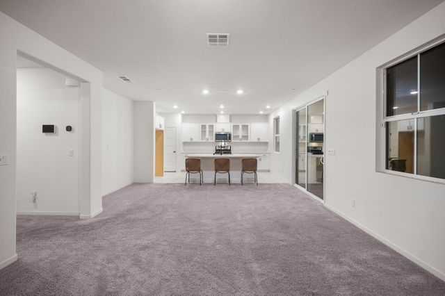 109 Pilato Dr, Stockton, CA 95209