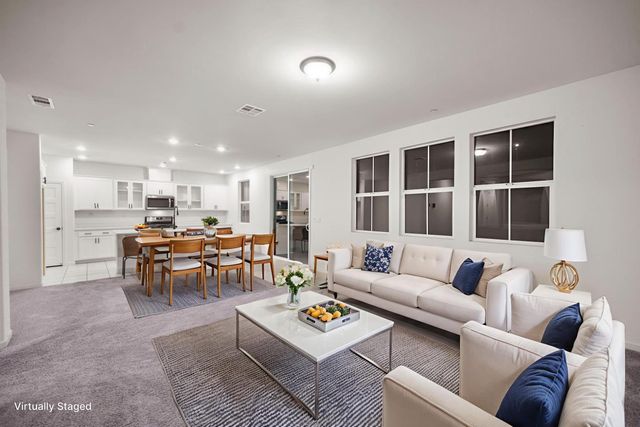 109 Pilato Dr, Stockton, CA 95209