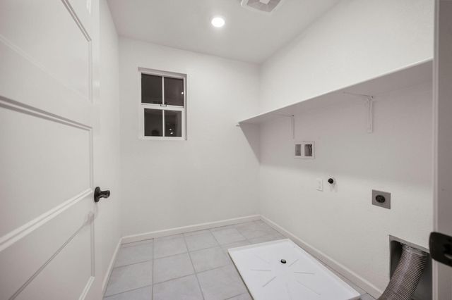 109 Pilato Dr, Stockton, CA 95209