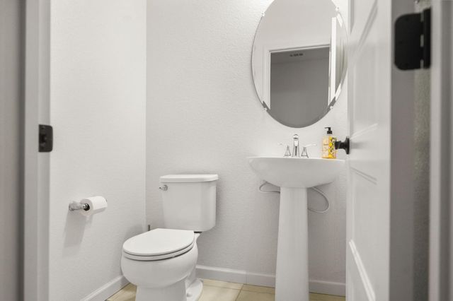 109 Pilato Dr, Stockton, CA 95209