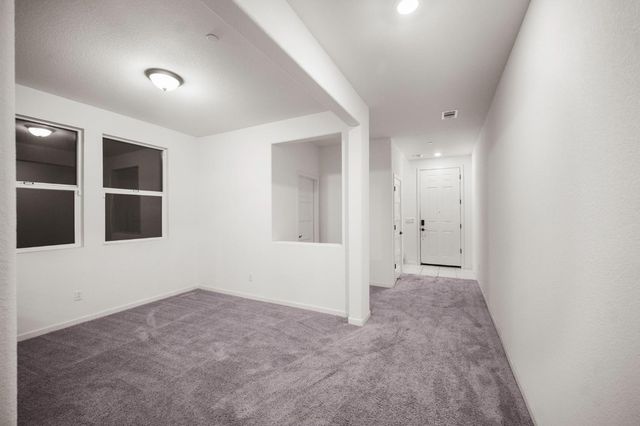 109 Pilato Dr, Stockton, CA 95209