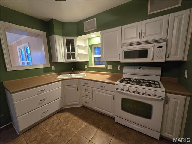 4939 Lisette Avenue, St Louis, MO 63109