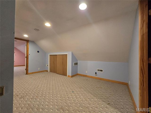 4939 Lisette Avenue, St Louis, MO 63109