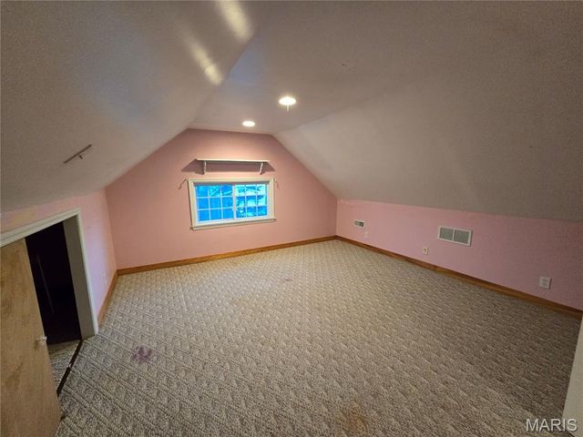 4939 Lisette Avenue, St Louis, MO 63109