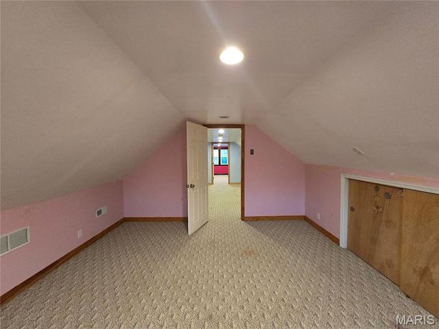 4939 Lisette Avenue, St Louis, MO 63109