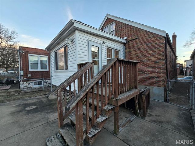 4939 Lisette Avenue, St Louis, MO 63109