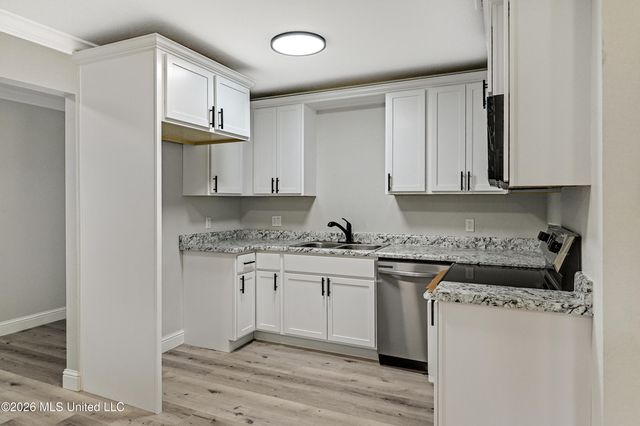 3706 Devonshire Drive, Moss Point, MS 39563