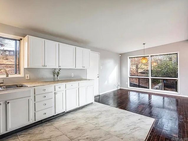 64 S Meadowcliff Dr, Little Rock, AR 72209