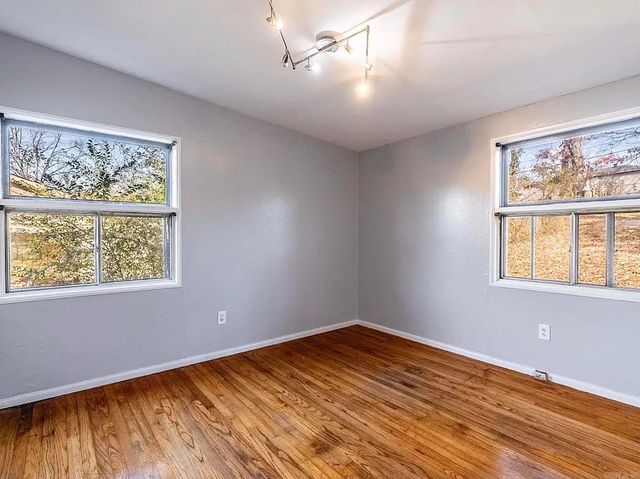 64 S Meadowcliff Dr, Little Rock, AR 72209