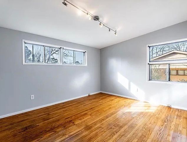 64 S Meadowcliff Dr, Little Rock, AR 72209