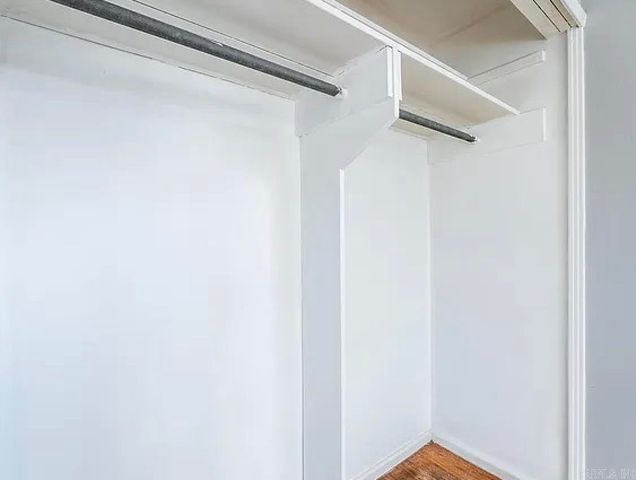 64 S Meadowcliff Dr, Little Rock, AR 72209