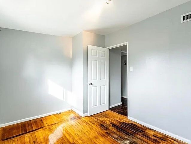 64 S Meadowcliff Dr, Little Rock, AR 72209