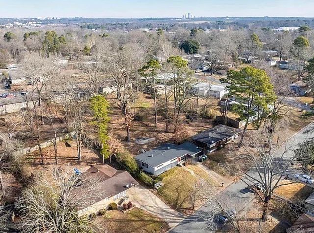 64 S Meadowcliff Dr, Little Rock, AR 72209