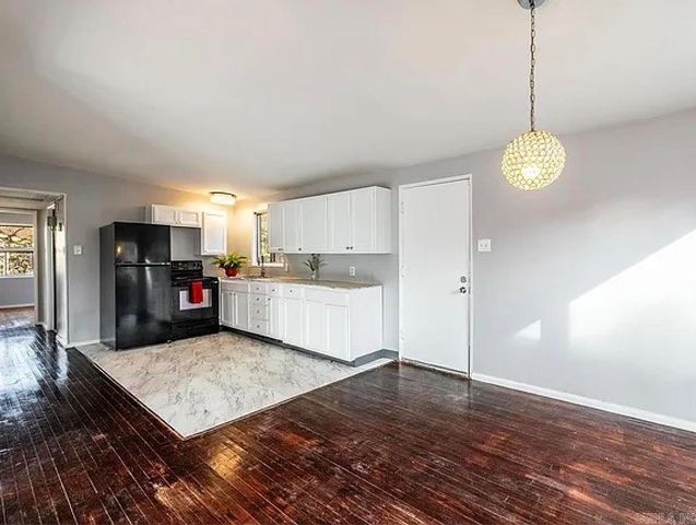 64 S Meadowcliff Dr, Little Rock, AR 72209