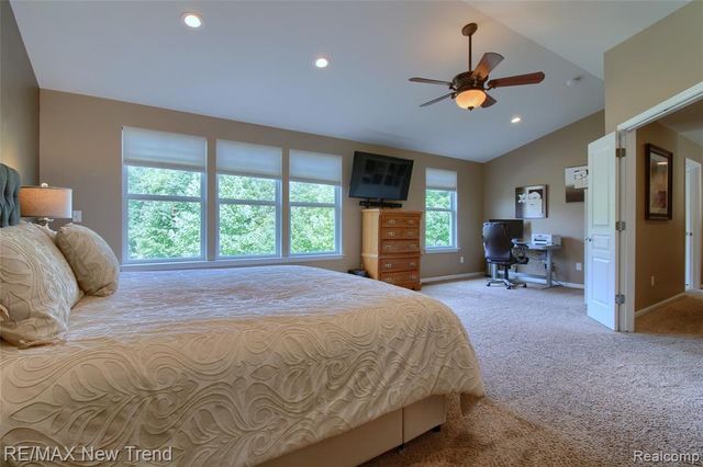 59318 Peters Barn Drive, South Lyon, MI 48178