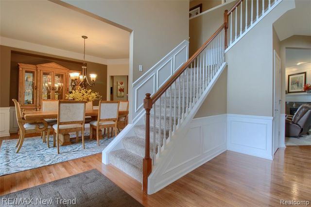 59318 Peters Barn Drive, South Lyon, MI 48178