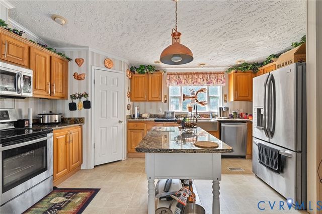 5880 Bilmar Ln, Charles City, VA 23030