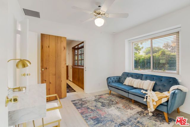 6207 Melba Avenue, Woodland Hills (los Angeles), CA 91367