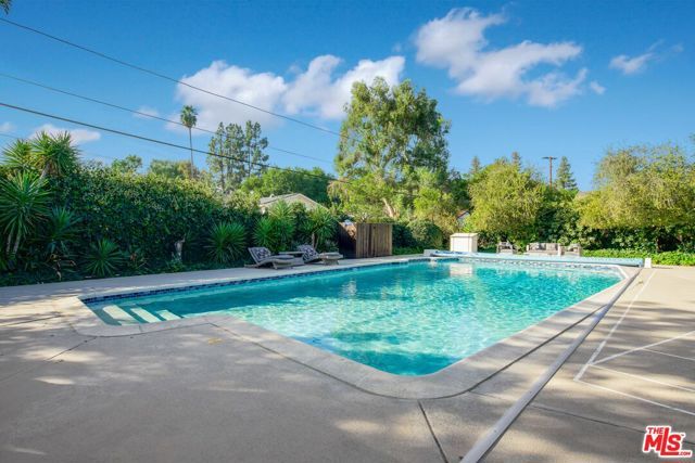6207 Melba Avenue, Woodland Hills (los Angeles), CA 91367