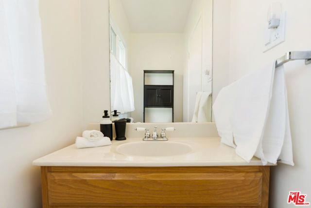 6207 Melba Avenue, Woodland Hills (los Angeles), CA 91367