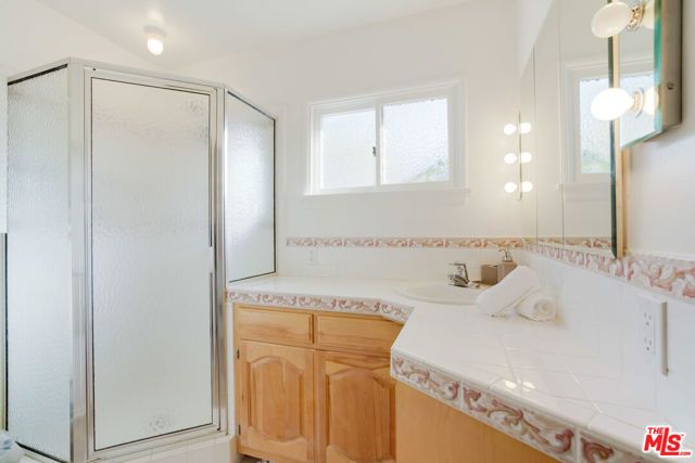 6207 Melba Avenue, Woodland Hills (los Angeles), CA 91367