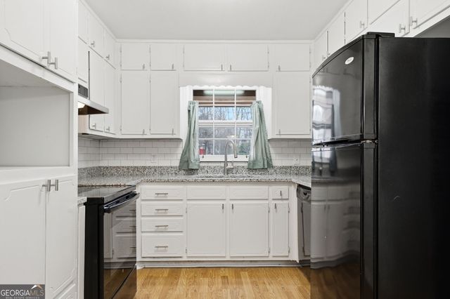 2378 Cambridge Street, Snellville, GA 30078