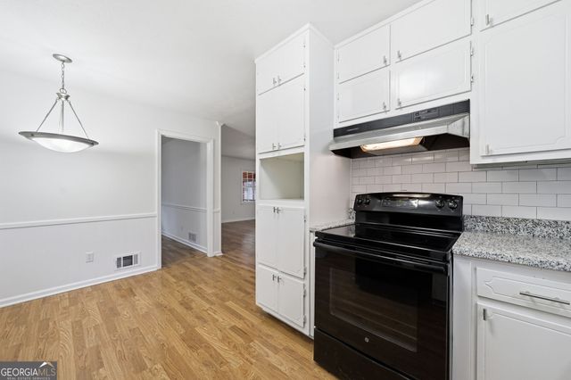 2378 Cambridge Street, Snellville, GA 30078