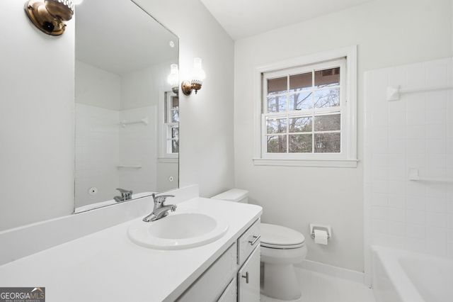 2378 Cambridge Street, Snellville, GA 30078