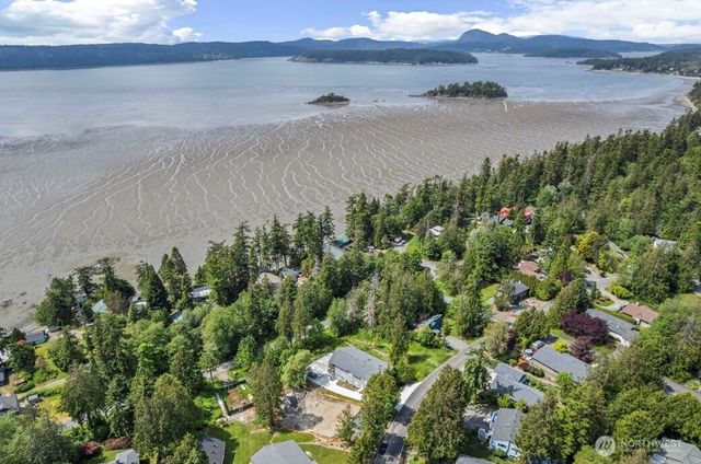 726 Shelter Bay, La Conner, WA 98257