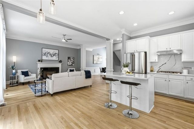 2482 Manor Walk, Decatur, GA 30030
