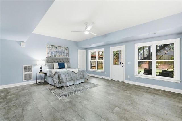 2482 Manor Walk, Decatur, GA 30030