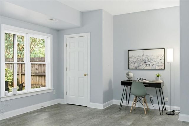 2482 Manor Walk, Decatur, GA 30030