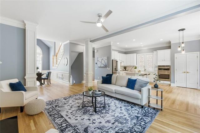2482 Manor Walk, Decatur, GA 30030