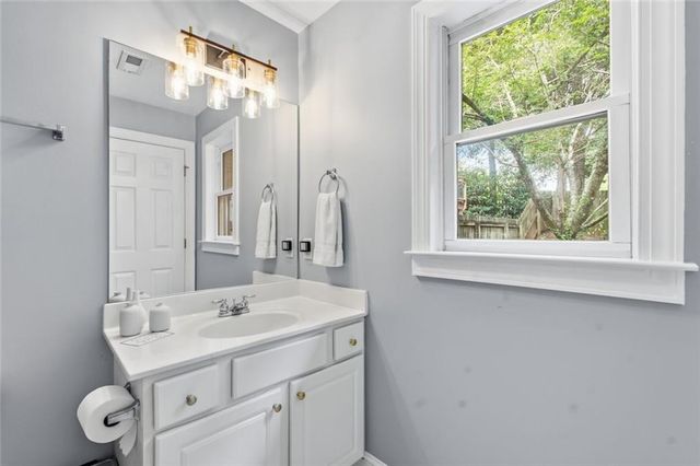 2482 Manor Walk, Decatur, GA 30030