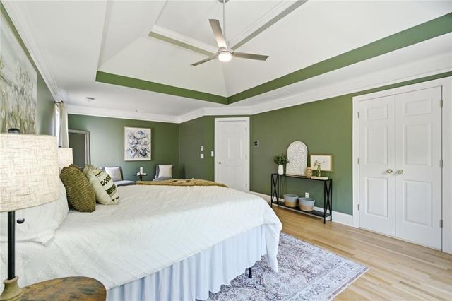 2482 Manor Walk, Decatur, GA 30030