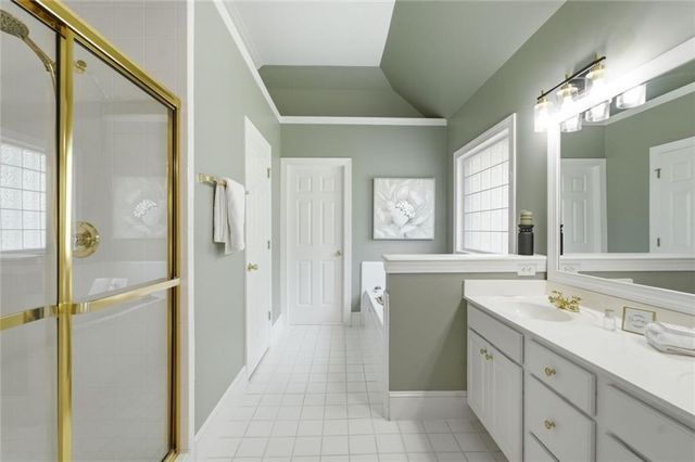 2482 Manor Walk, Decatur, GA 30030